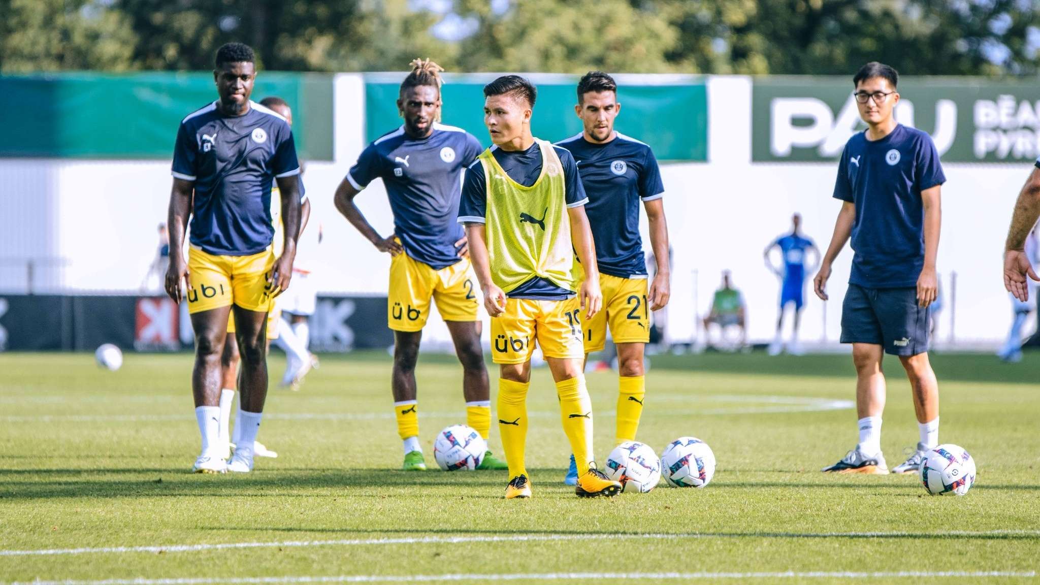 夺冠立下了 夺冠立下了